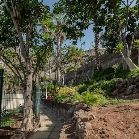 The Large Terrace, Fantastic View On Gigantes Puerto de Santiago (Tenerife)
