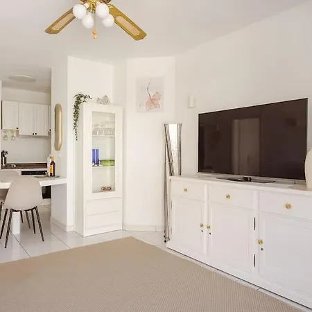 The Large Terrace, Fantastic View On Gigantes * Puerto de Santiago (Tenerife)