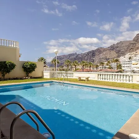 The Large Terrace, Fantastic View On Gigantes * Puerto de Santiago (Tenerife)